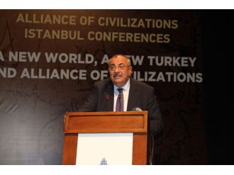 "En büyük zararı Müslümanlara veriyorlar"