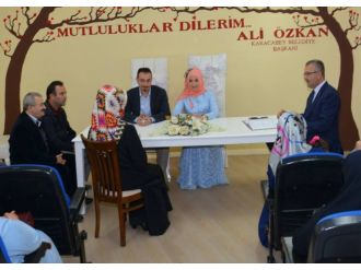 Aşkın kelimelere ihtiyacı yok: İşaretler yeter