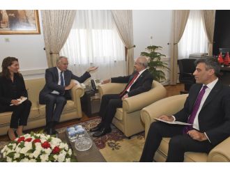 Kılıçdaroğlu Fransa Dışişleri Bakanı ile görüştü