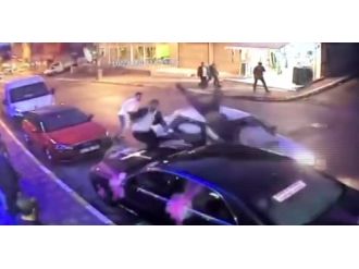 Düğünde kavga ettiği kişilere otomobiliyle çarptı: 4 yaralı