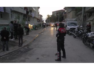 Köpek kavgasında komşusunu bıçakladı