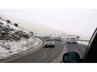 Van’da kar yağışı