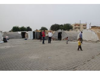 DEAŞ zulmünden kaçan Yezidiler Irak’a dönmek istemiyor