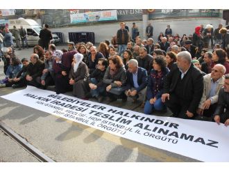 HDP’lilerden İstanbul’da ’cılız’ eylemler