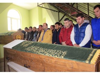 İntihar eden 15 Temmuz kahramanı, babasıyla birlikte defnedildi