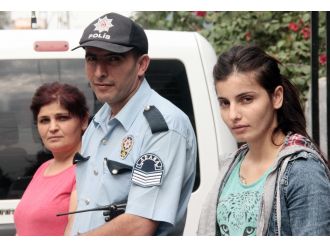 Anne ve kızına 24 saat koruma