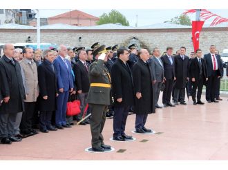 Taksim’de 29 Ekim töreni