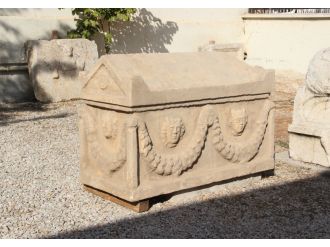 Kazı baskınında Roma dönemine ait lahit bulundu