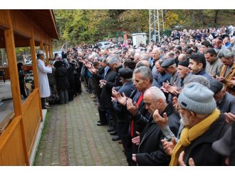ABD’de ölü bulunan THY pilotu gözyaşlarıyla edfnedildi