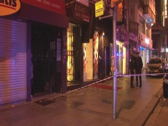 Eğlence mekanında silahlı kavga: 2’si polis, 7 yaralı