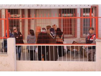 FETÖ’nün kadın yapılanmasına operasyon: 22 gözaltı