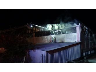 Silivri’de korkutan yangın !