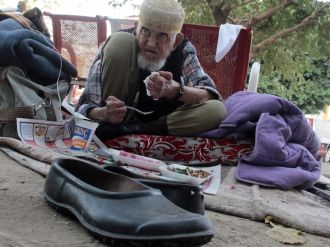 Parkta kalan yaşlı adamın hesabından servet çıktı