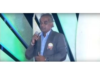 Hindistanlı iş adamı çalışanlarına öyle hediyeler verdi ki !