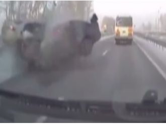 Hatalı sollama kaza getirdi