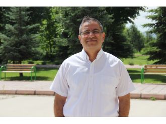 Kemal Batmaz’ın akademisyen kardeşi FETÖ’den tutuklanmış