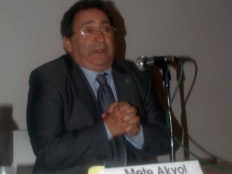 Mete Akyol hayatını kaybetti