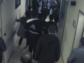 Acilde hasta yakını terörü