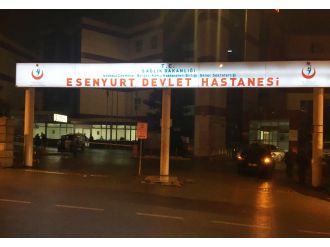 İstanbul’da polis aracı devrildi: 3 yaralı