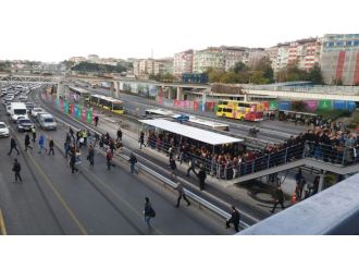 Vatandaşlar E-5’e indi!