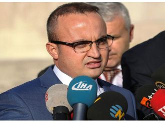 "CHP, HDP’nin yokluğunu aratmayacak gibi görünüyor"