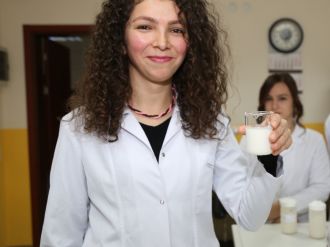 Fındık sütünden dondurma