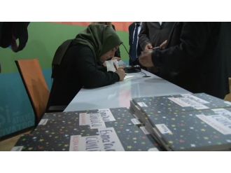 14 yaşında kitap yazdı