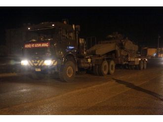 Silopi’ye ‘Ölürüm Türkiyem’ ile girdiler