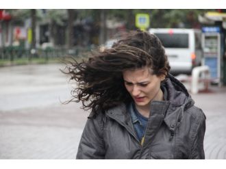 Lodos zor anlar yaşattı