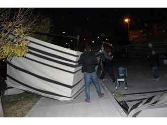 Lodos hayatı felç etti