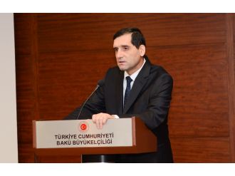 Atatürk Azerbaycan’da da anıldı