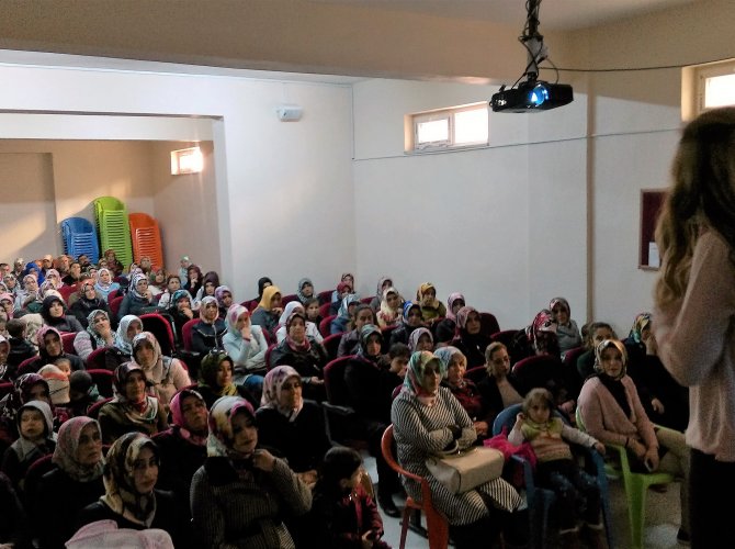 Doğal Anne Funda Uçuk Er’den Öğütler