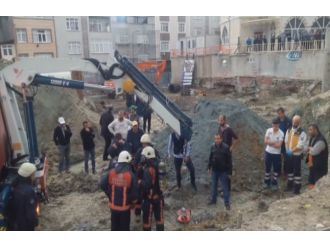 İstanbul’da korkunç kaza: Genç mühendis çukura düştü