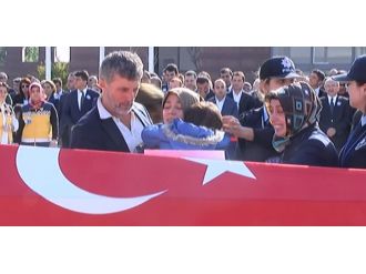 Şehit kaymakam memleketine uğurlandı