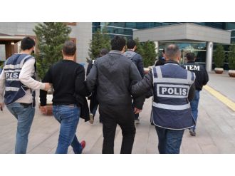 İnegöl’de FETÖ operasyonu: 15 gözaltı