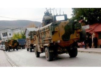 Çukurca’da askeri hareketlilik sürüyor