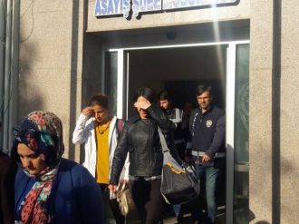 Kadın polis müdürü, dolandırıcı ’kadın çeteyi’ çökertti