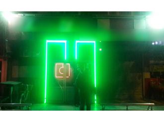 Dışarıdan dernek ama...