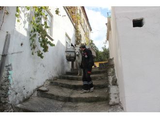 Çöp kamyonun giremediği yerler ondan sorulur