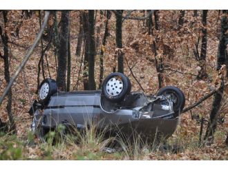 Şarampole uçan uzman çavuş havaya ateş ederek yerini belli etti