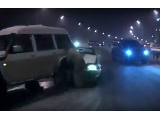 Lastik değiştirirken ölümden döndü