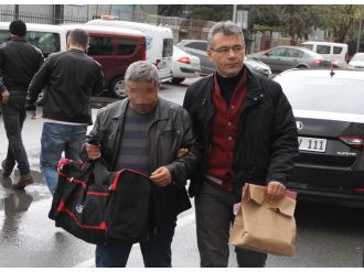 Akademisyenlere FETÖ operasyonu: 22 gözaltı