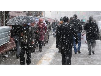 Dikkat: Kar geliyor!