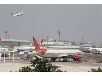 Pilottan kuleye ilginç anons !