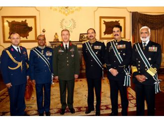 Org. Akar, Pakistanlı mevkidaşıyla görüştü