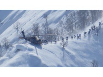 Mehmetçiğin zor koşullarda terörle mücadelesi sürüyor