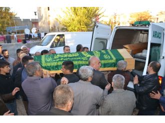 Maden kazasında ölen işçi son yolculuğuna uğurlandı