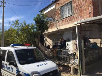 Aile faciası: Eşi ve 2 çocuğunu öldürüp intihar etti