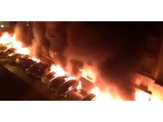 Paris’te tam 26 araç birden kundaklandı