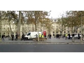 PKK destekçileri Türklere böyle saldırdı: Ya Fransız polisi ne yaptı ?